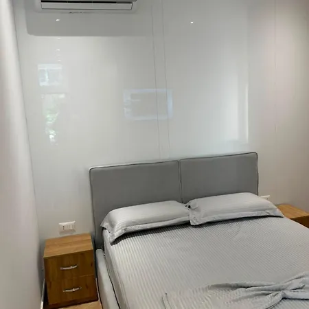 Apartment Garden Premium Mali Robit Golem (Tirana)