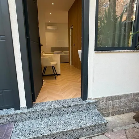 Appartamento Garden Premium Mali Robit Golem (Tirana)